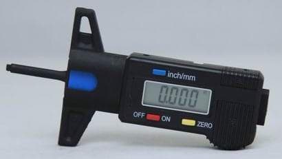 Digital read carbonation depth gauge